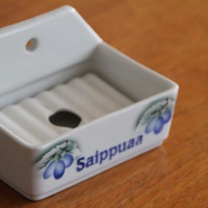 Luumu- saippuakuppi, Arabia