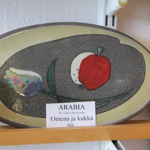 Heljä Liukko-Sundström seinätaulu "Kukka ja Omena", Arabia