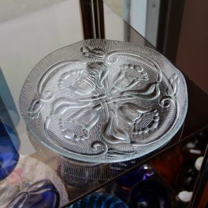 Helena Tynell, Julia lautanen 23,5 cm, Riihimäen lasi