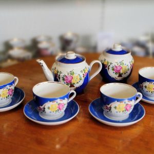 Proletary (Proletarij) posliinitehtaan Teeastiasto